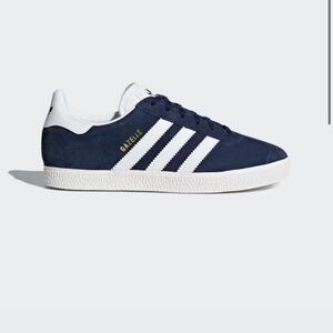 Adidas Gazelle Shoes – Youth Size 5 (Women’s 6 1/2)